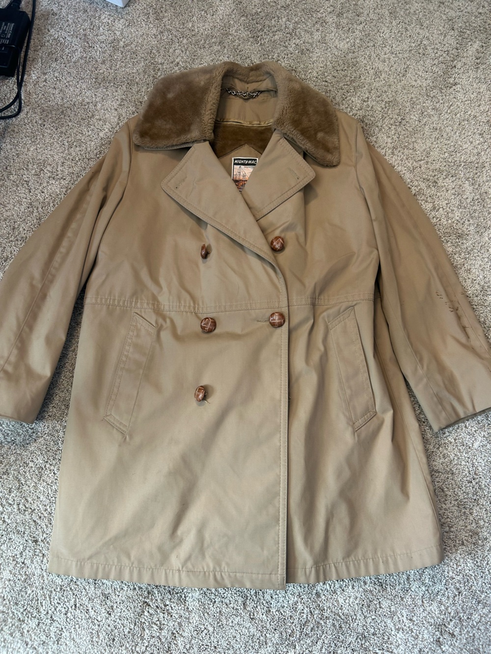Vtg Mighty-Mac Out O Gloucester Faux Fur Lined Trench Coat Mac Hugh Mens Tan